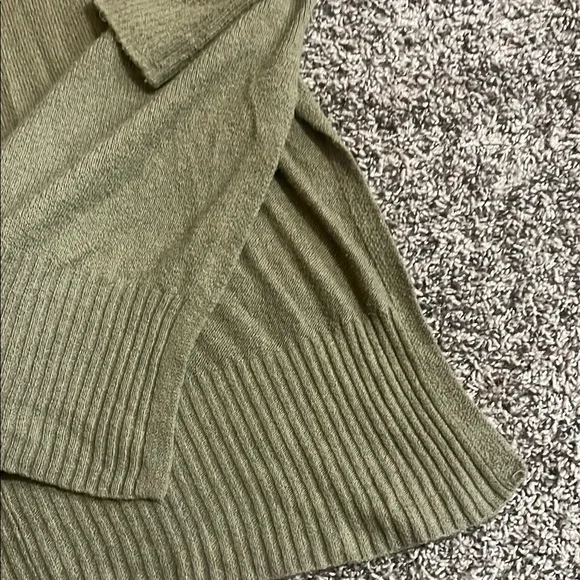 Jessica Simpson Olive Cowl Neck Sweater - Picture 3 of 7